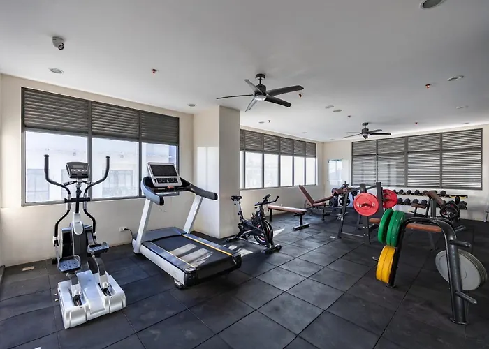 Aparthotel Ld Cozy Unit Near It Park - Pool, Gym