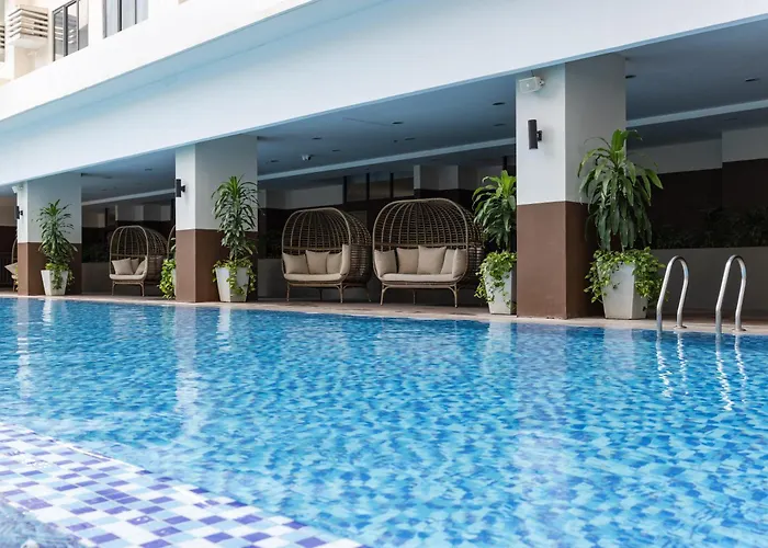 Aparthotel Ld Cozy Unit Near It Park - Pool, Gym